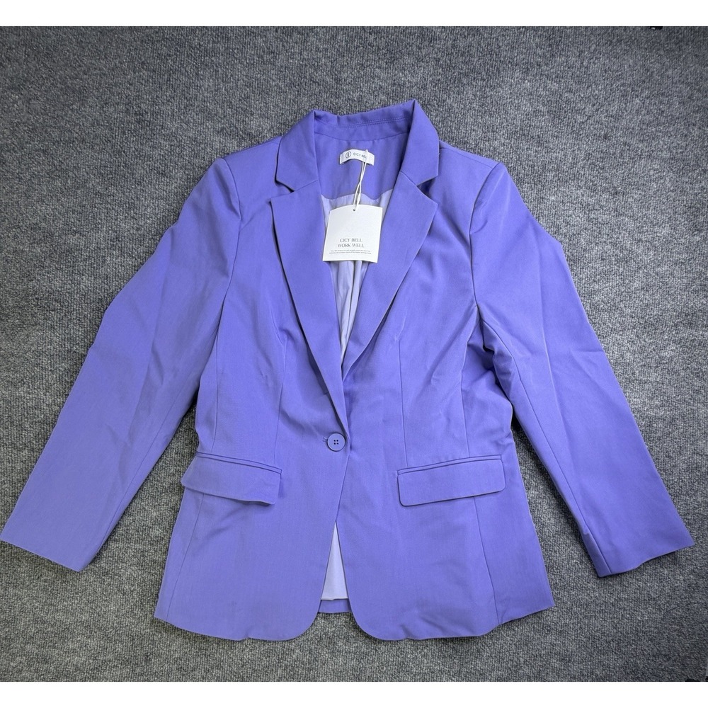 Cicy Bell Women's Lavender Blazer. Size Large. New w/ Tags